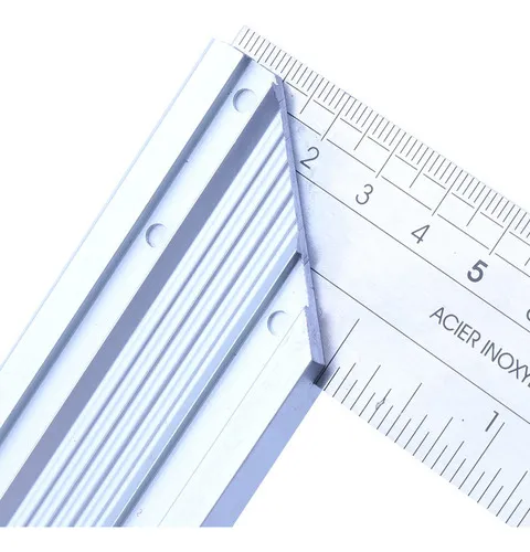 ESCUADRA CRISTAL SAFTA 25CM